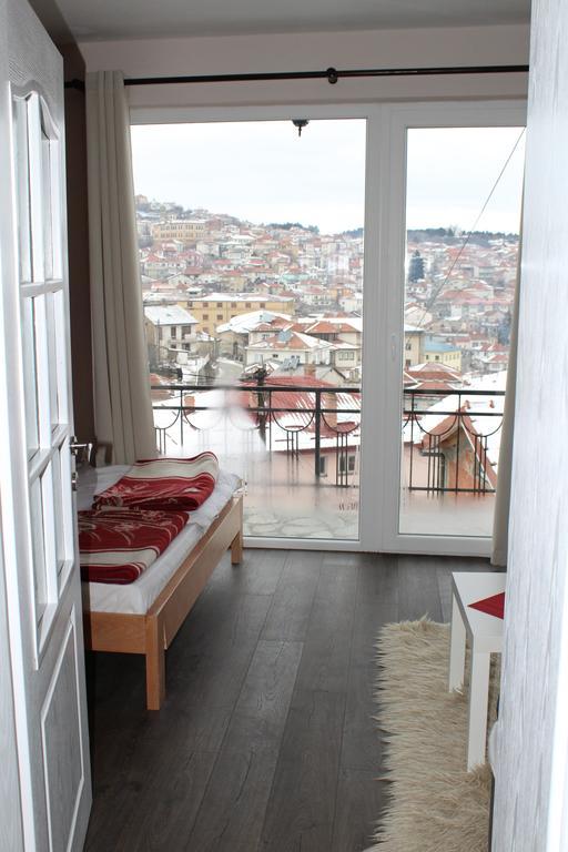 Villa Flora Guesthouse Kruševo Esterno foto